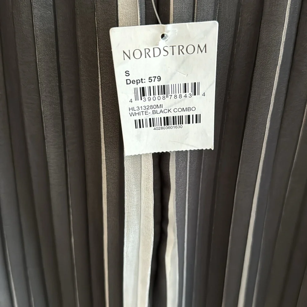 NWT Trouve pleated Zigzag Maxi Skirt - size S black/white - Picture 7 of 10